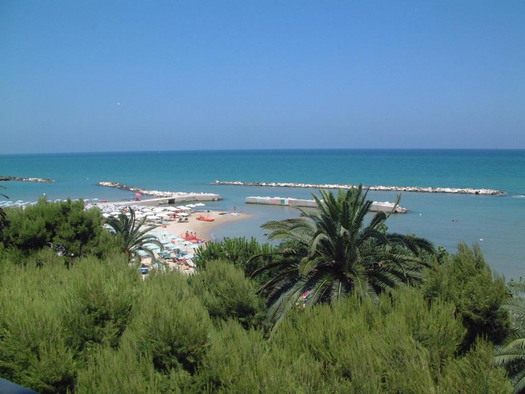 Hotel Capital Cupra Marittima Dış mekan fotoğraf