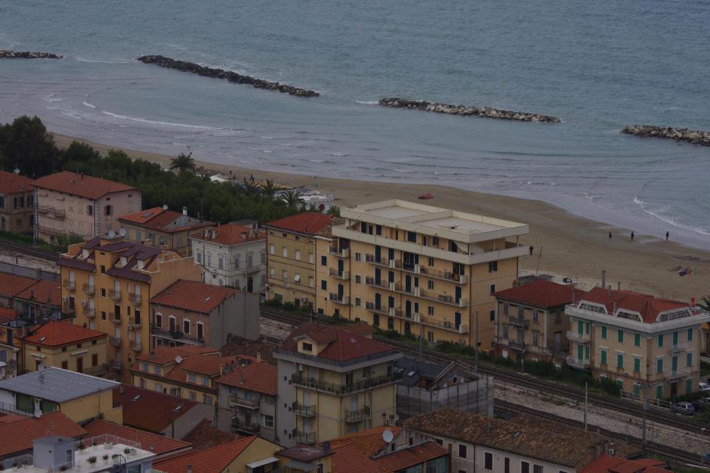 Hotel Capital Cupra Marittima Dış mekan fotoğraf